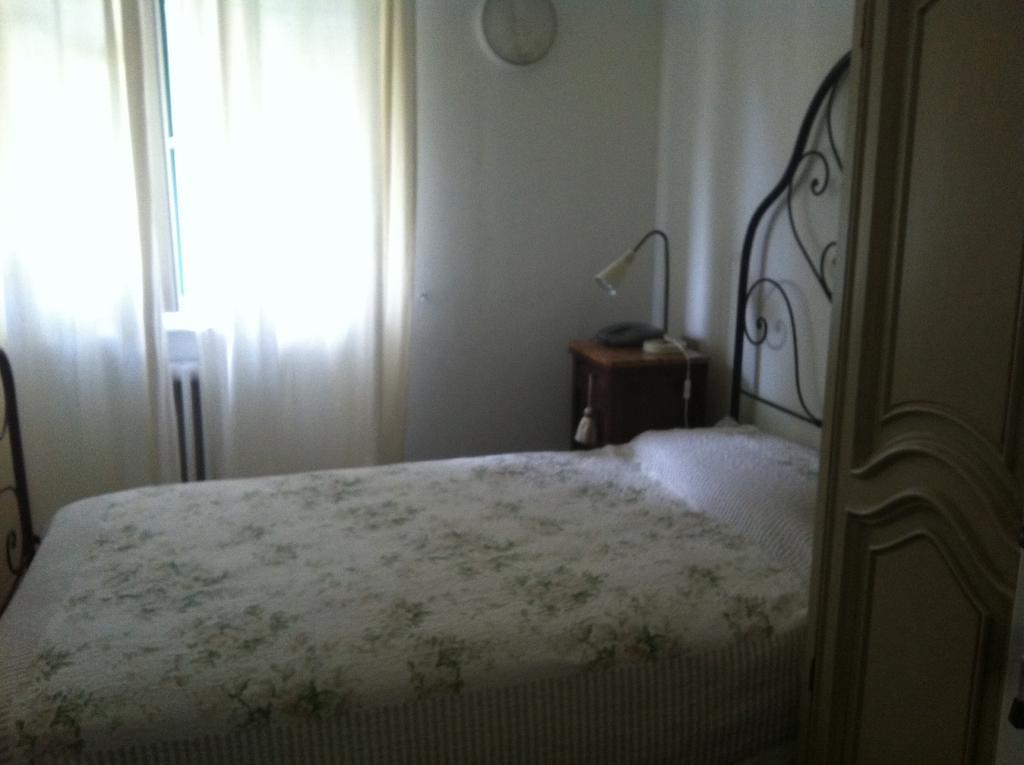 Hotel Pensione Moderna Бонасола Стая снимка