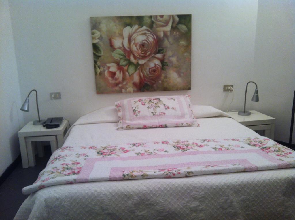 Hotel Pensione Moderna Бонасола Екстериор снимка